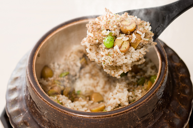 牛メープルそぼろ 栗 銀杏の炊き込みご飯